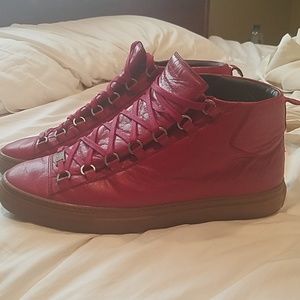 Authentic Mens Balenciaga sneakers